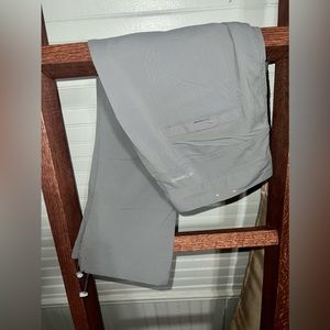 •Columbia Capris•